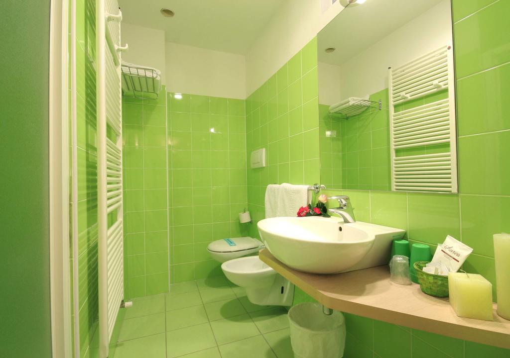 Hotel Villa Marina Wellness Spa リミニ エクステリア 写真